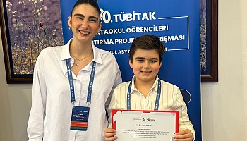Öğrencilerimiz Bilimsel Projeleriyle TÜBİTAK Yarışması’ndan Bölge Üçüncülüğü ile Döndü  